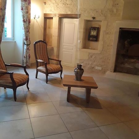 Chambre d'hôtes côté jardin Soulignonne Esterno foto
